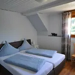 Bed & Breakfast Gaestezimmer Im Weingut Amlinger&sohn Neef