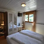 Gaestezimmer Im Weingut Amlinger&sohn 3* Neef