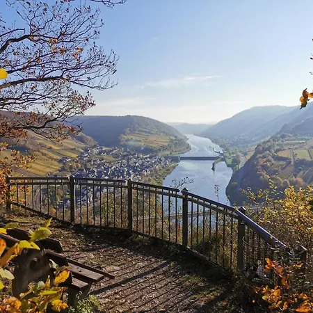 Gaestezimmer Im Weingut Amlinger&sohn Bed & Breakfast