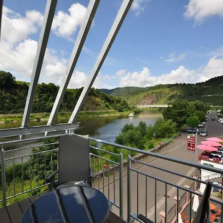 Gaestezimmer Im Weingut Amlinger&sohn 住宿加早餐酒店