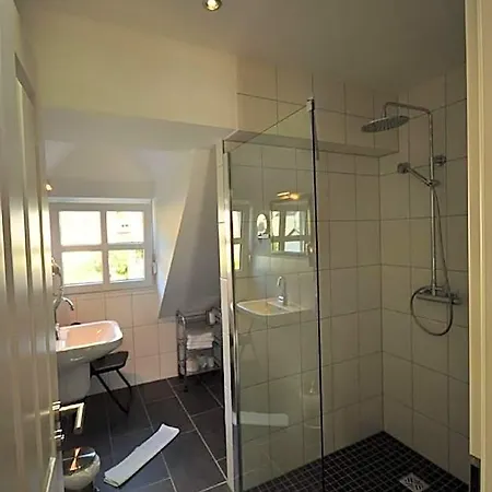 Gaestezimmer Im Weingut Amlinger&sohn Bed & Breakfast 3*