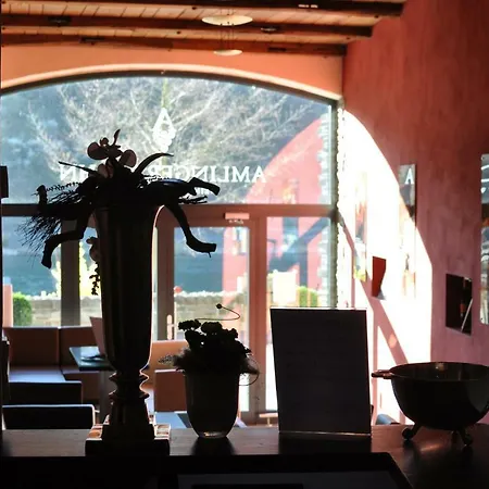 Gaestezimmer Im Weingut Amlinger&sohn 住宿加早餐酒店