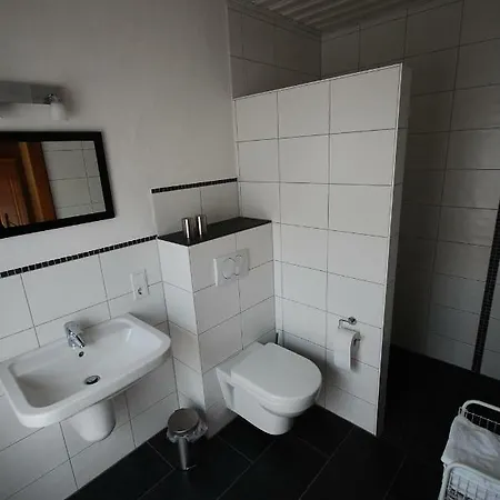 Gaestezimmer Im Weingut Amlinger&sohn Neef