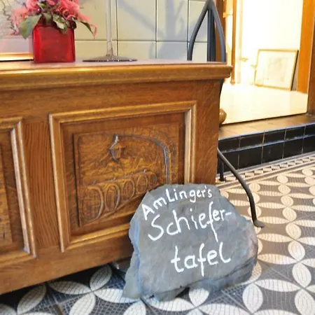 Gaestezimmer Im Weingut Amlinger&sohn Bed & Breakfast *