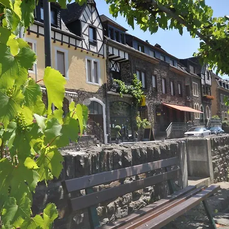 Gaestezimmer Im Weingut Amlinger&sohn Neef