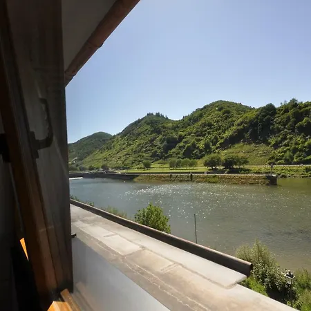 住宿加早餐酒店 Gaestezimmer Im Weingut Amlinger&sohn