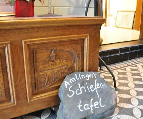 Gaestezimmer Im Weingut Amlinger&sohn 住宿加早餐酒店 3*