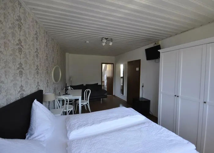 Nocleg ze śniadaniem Gaestezimmer Im Weingut Amlinger&sohn